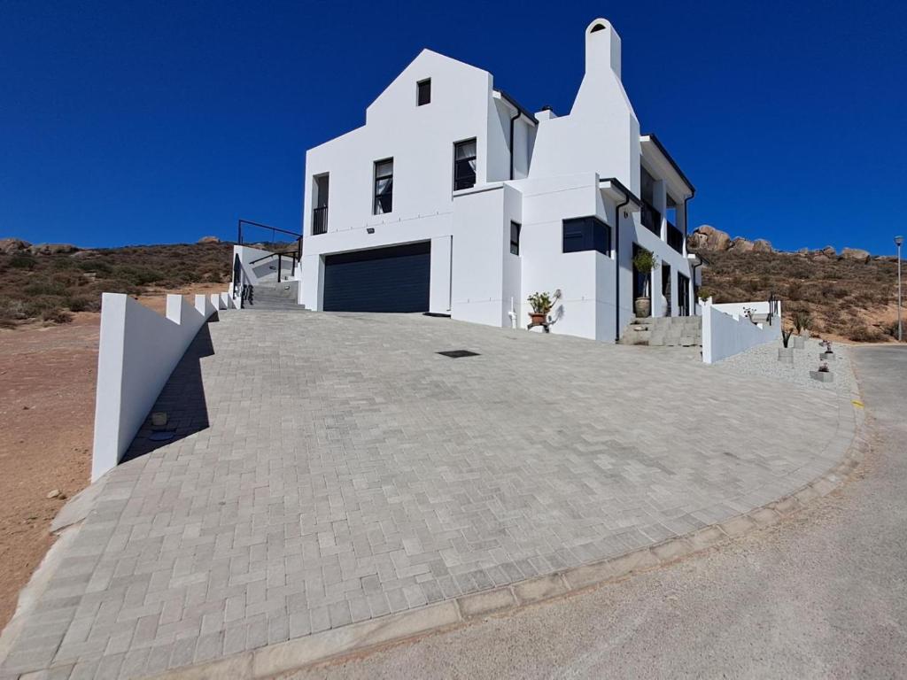 Stay Casa Del Mare in Saint Helena Bay Accommodation